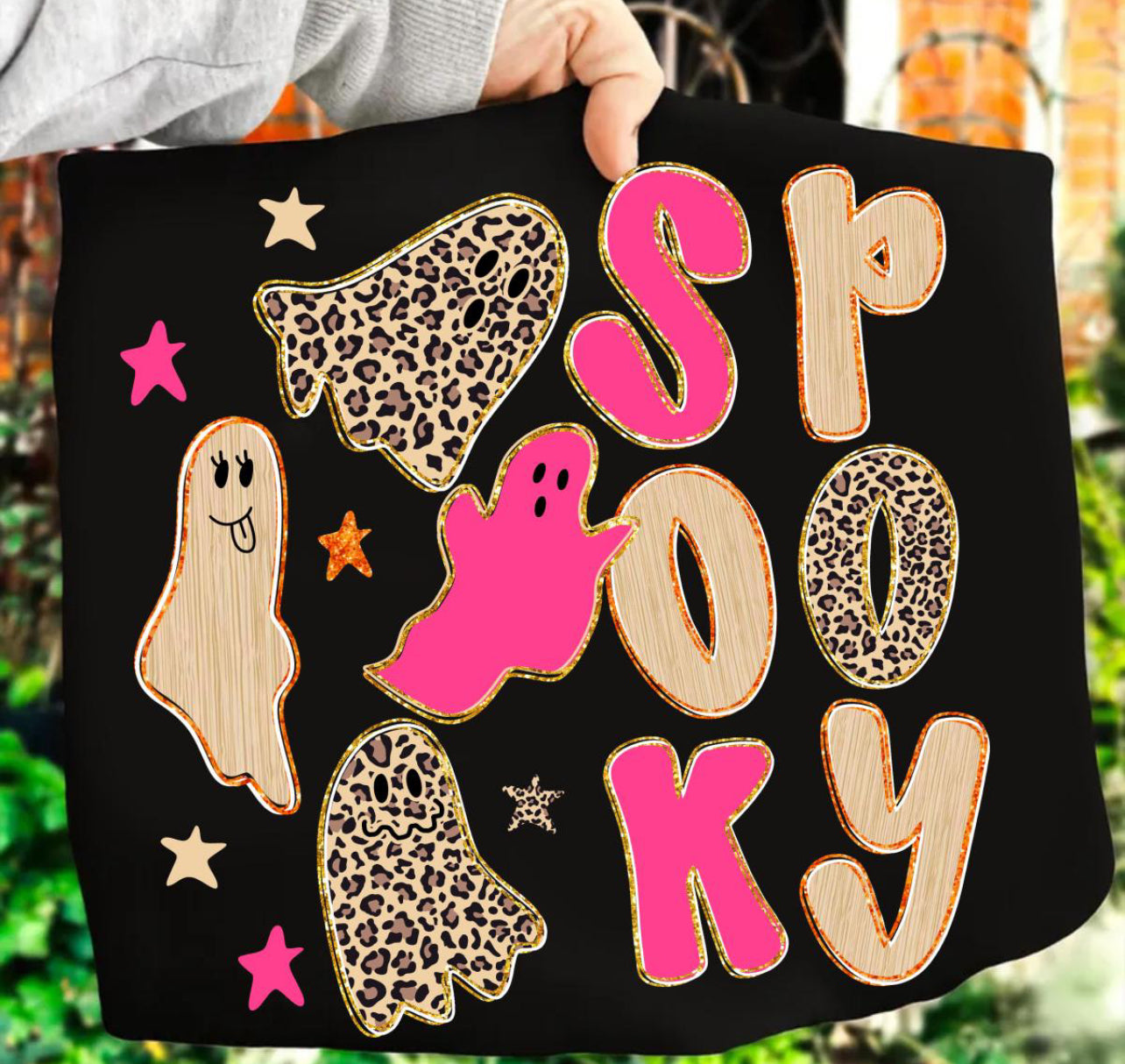 Spooky leopard and hot pink tshirt