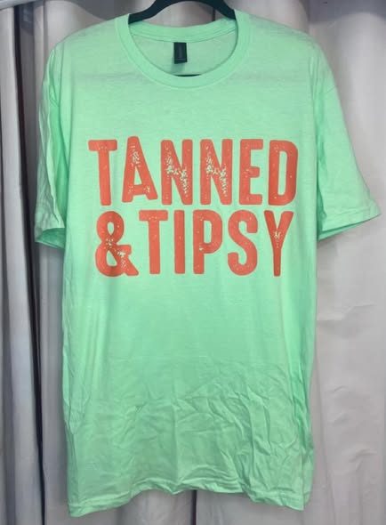 Tanned & tipsy tee